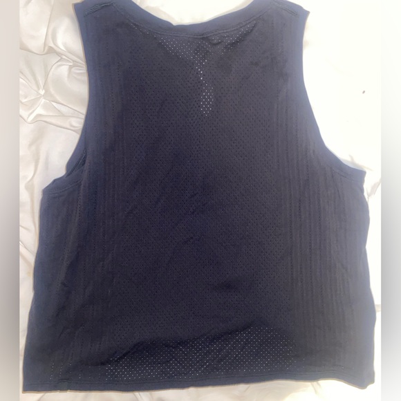 LULULEMON athletic top - Picture 2 of 3